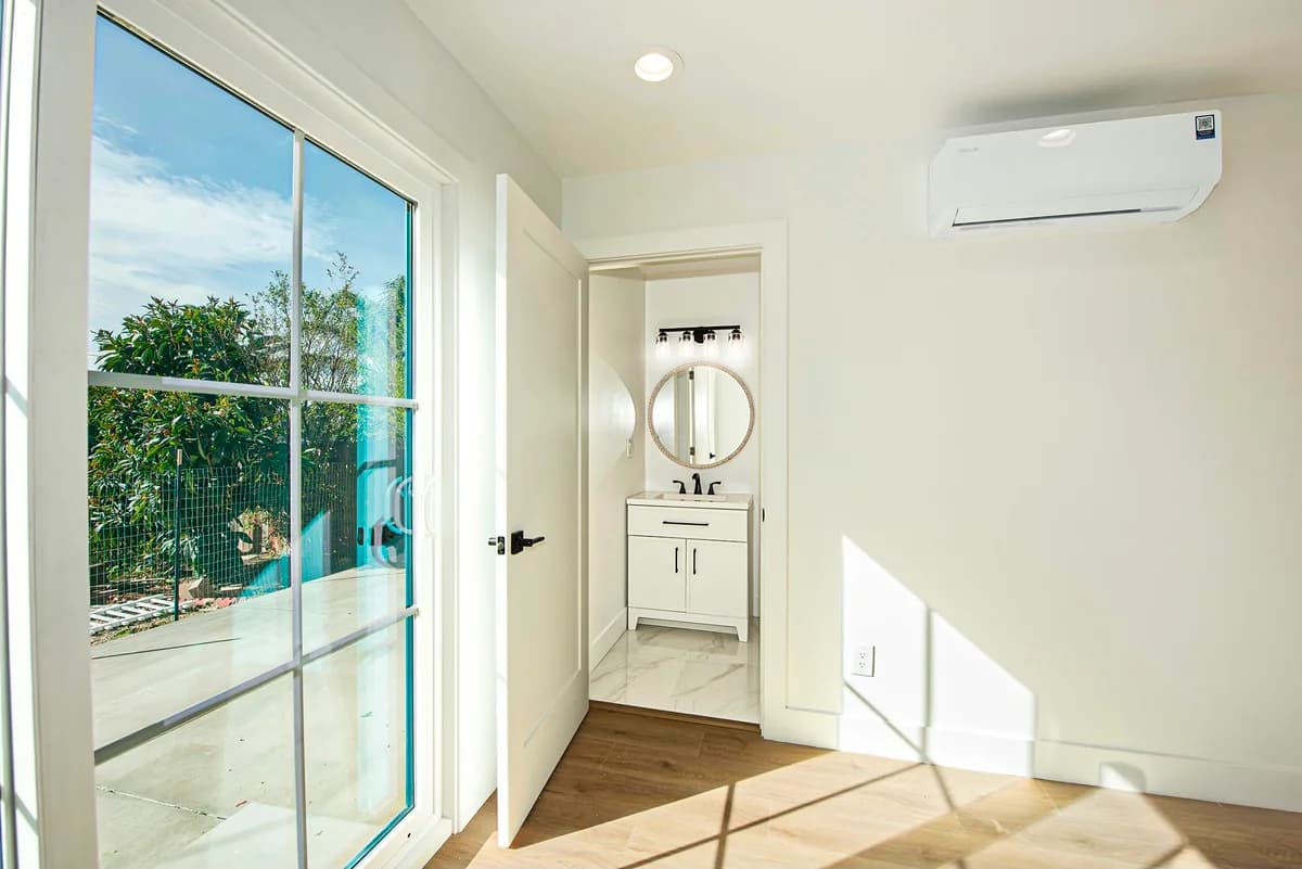 Completed residential project by Yeganeh Inc. in Los Angeles